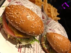 -The Habit Burger Grill 哈比特汉堡(复兴soho店)