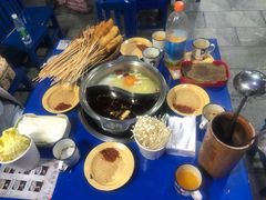 -马路边边·成都串串(翠柏路店)