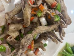-余杨鸭鸭餐厅
