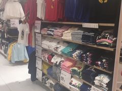 -优衣库(广州天河领展广场店)