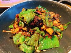 擂辣椒烧手撕鸡-吃饭皇帝大(合生汇店)