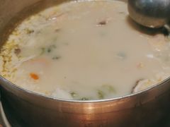 -洪氏嗨捞·猪肚鸡火锅(阳光天地店)