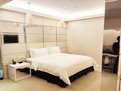 -长沙豪布斯卡酒店(长沙省政府德思勤店)