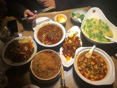 -渝信川菜 · 川味家常菜(长安店)