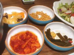 -明洞阿姨·韩式酱蟹烤肉·创意料理(三元桥店)