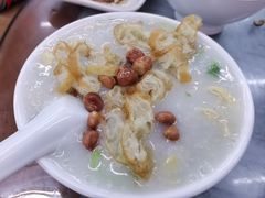 艇仔粥-穗银肠粉店(东川路店)