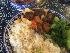 -蜗牛小馆醉乡民谣云南菜(惠新西里店)