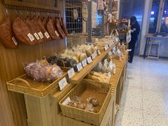-提亚烘焙·手作面包·生日蛋糕(七星店)