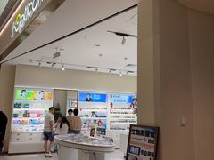 -J-Optical佳视明眼镜·蔡司视觉(青岛金茂览秀城店)