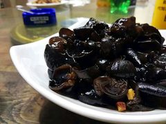 凉拌木耳-煲得鲜·桐乡煲·小龙虾(万达店)