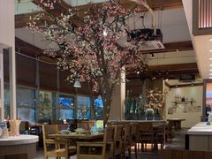 -蜜桃餐厅·伴山(湖滨商业街店)