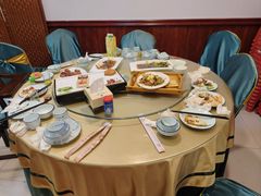 -龙香居海鲜浑锅家常菜·特色驴肉