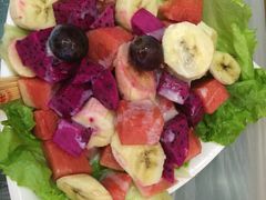 -覃记海鲜美食餐厅