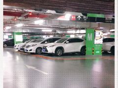 -龙湖虹桥天街-停车场