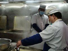 -西工饭庄快餐厅(西工小街店)