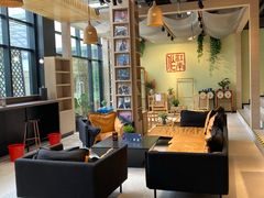 -光海书局(南京东路第一百货店)