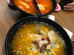 -苗乡米线(建军路店)