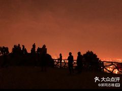 -鬼笑石后山停车场