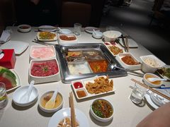精品肥牛-海底捞火锅鲜切牛肉主题店(长寿路店)
