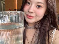 -新华书店(虹悦城店)