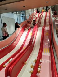 -奈尔宝家庭中心·亲子餐厅(北京东坝万达店)