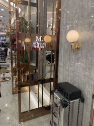 -Meng Lang 梦郎白金店