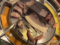 -哈哈碳都·牛肋条无限自助烤肉(台江万达店)