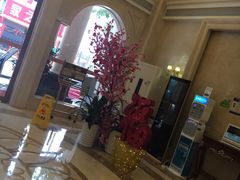 -维也纳酒店(华为广州研发中心罗冲围店)