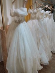 -LA GRACE高端婚纱礼服定制馆