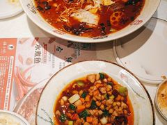-辣小妮de川菜馆(红旗Mall店)