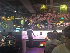 -烤圣自助美食音乐餐厅