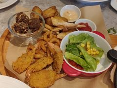 人气重磅拼盘-必胜客(松雷店)