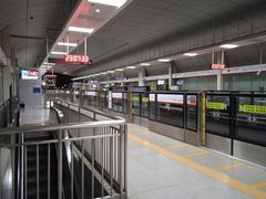 -梨园(地铁站)