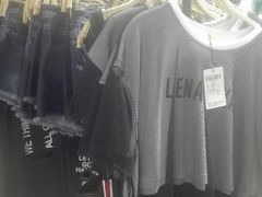 -优衣库(南京建邺万达广场店)