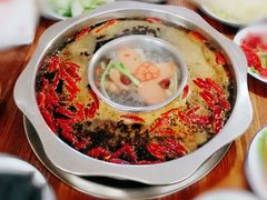 鸳鸯锅底-行是老火锅(恒大御龙天峰店)
