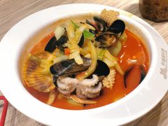 海鲜炒码面-炒码先生·韩餐炸鸡披萨(西塔店)