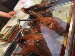 -王浩儿纪六孃甜皮鸭(乐山总店)