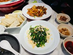 -京味斋·北京烤鸭(华威桥北工大店)