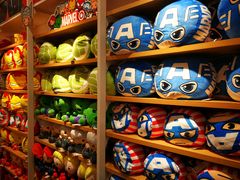 -名创优品(广东省广州琶洲保利广场店)