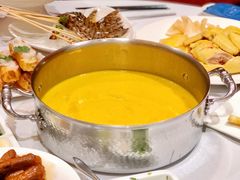 金牌花胶鸡锅底-小洋房•海鲜火锅酒楼(华林路店)