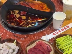 -赵美丽·重庆社区火锅·直营店(火车东站·中豪国际店)