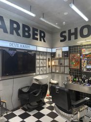 -Devilhands Barbershop男士理容店