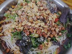 -周良天山牛杂城(天山路总店)