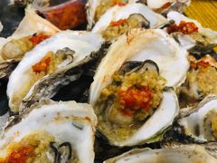 -蚝哥花姐湛江烤生蚝(美丽湾市场店)