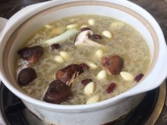 土鸡锅底-野菌园·野生菌火锅首创第一家(关兴路总店)