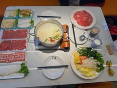 -享遇.锅姥姥牛排海鲜自助(小寨店)