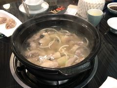 -东椰·海南椰子鸡火锅(朝阳门店)