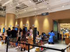 -七鲜超市(瑞虹天地太阳宫店)