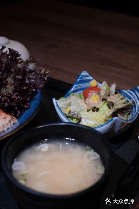 家贺屋刺身寿司专门店图片