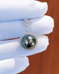 -GiO挚澳珠宝(侨福芳草地店)